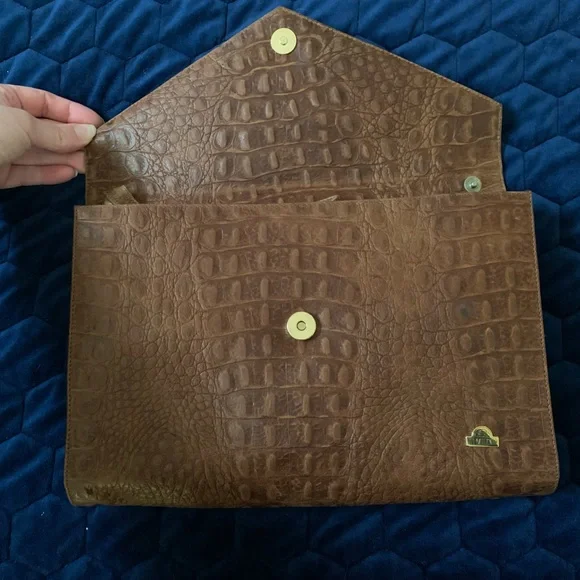 III Milenio leather 3 pocket Hand bag with strap - Picture 4 of 7